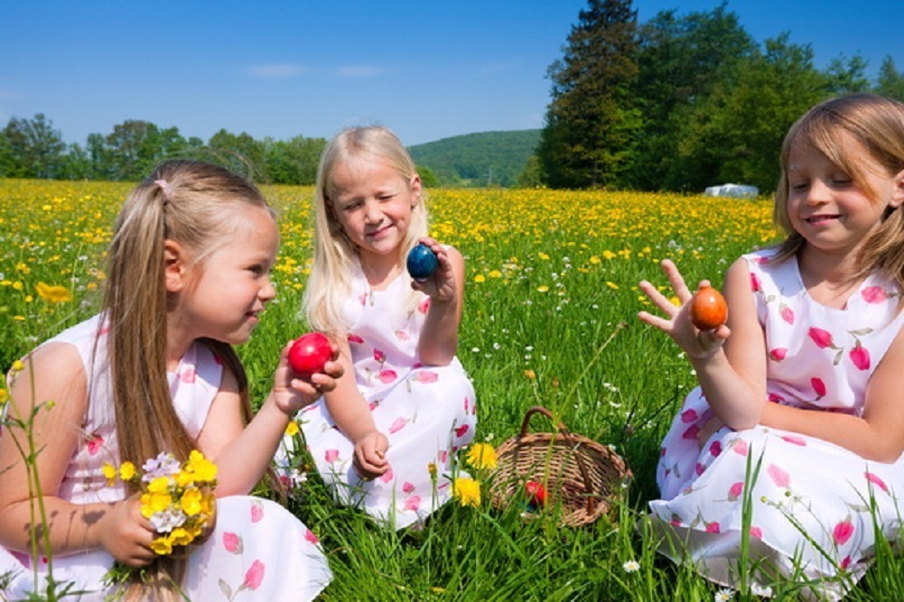 5 sfaturi pentru o vanatoare de oua de Paste cu copiii